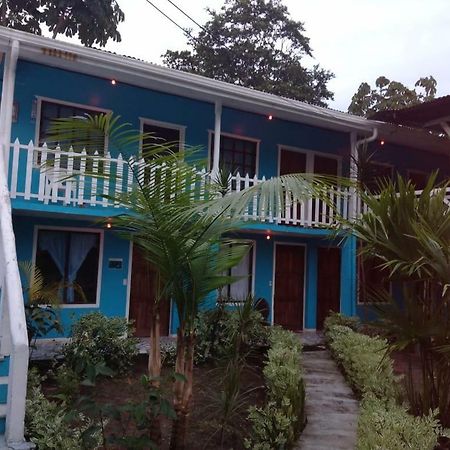 Cabinas Miss Miriam 2 Tortuguero Εξωτερικό φωτογραφία