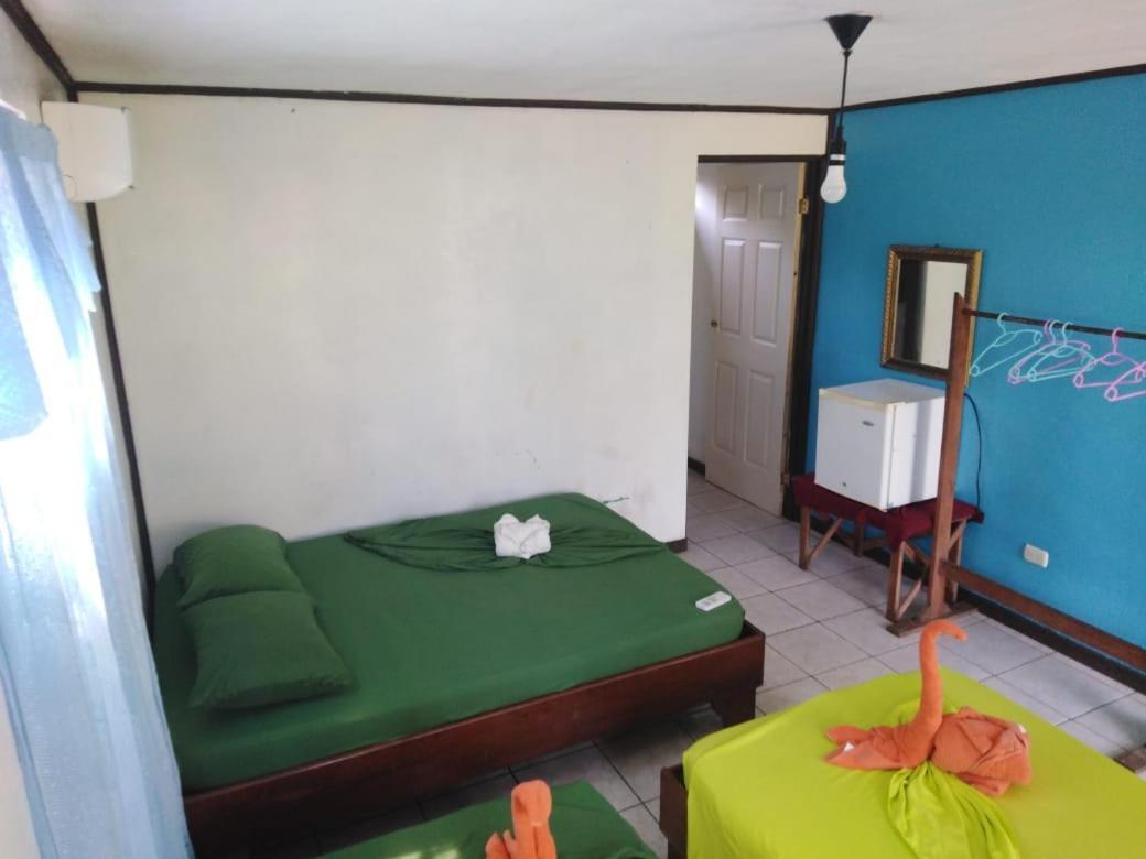 Cabinas Miss Miriam 2 Tortuguero Εξωτερικό φωτογραφία